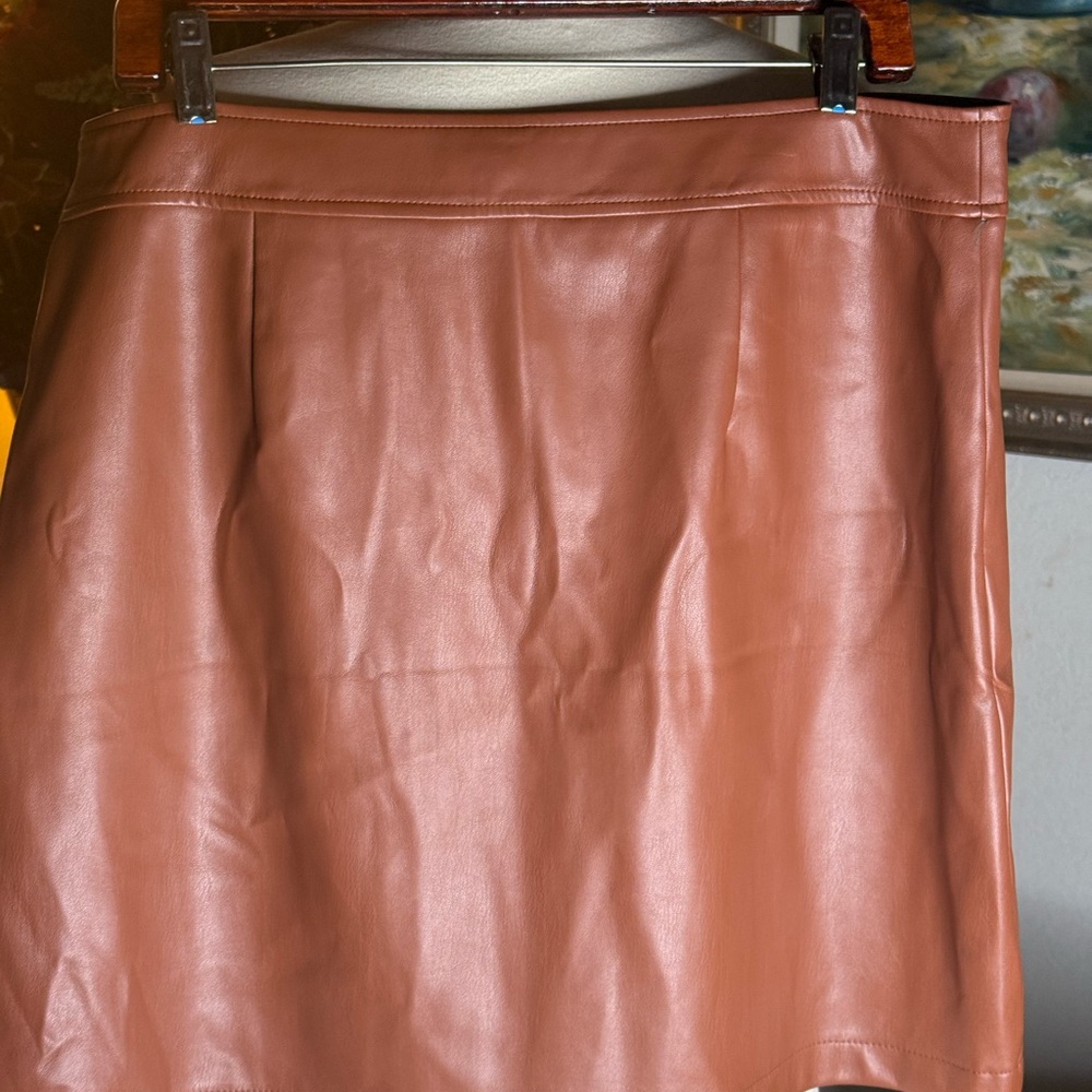 LOFT Faux Leather Skirt - Picture 3 of 4